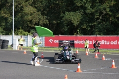 Studenci z bolidem na zawodach Formula Czech Republic 2025