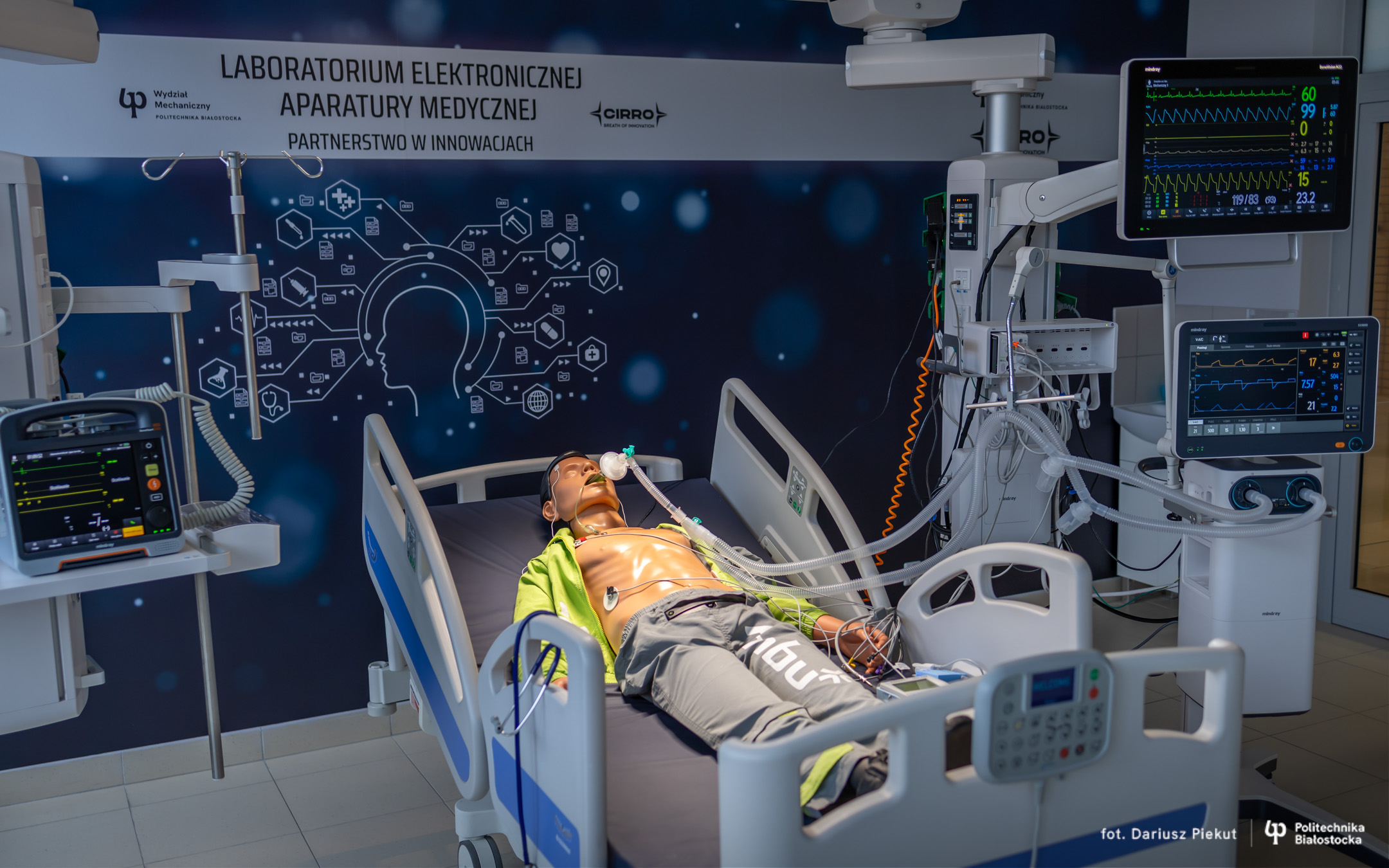 Otwarcie Laboratorium Elektronicznej Aparatury Medycznej
