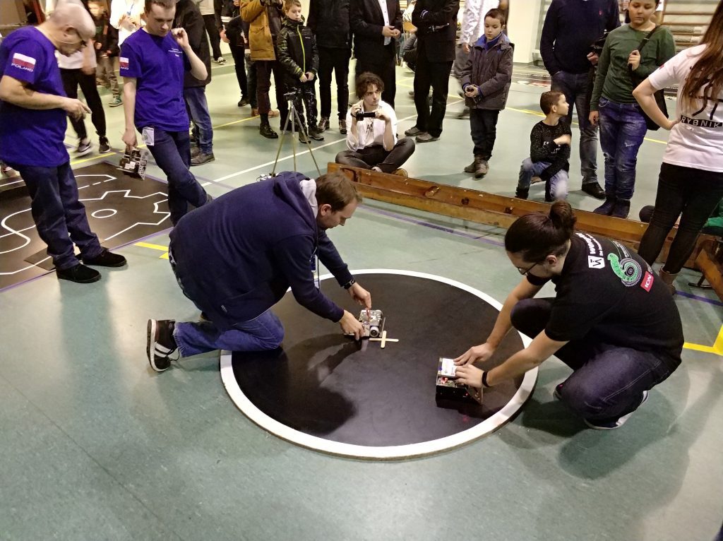 Studenci Automatyki i Robotyki na Turnieju Robotic Tournament
