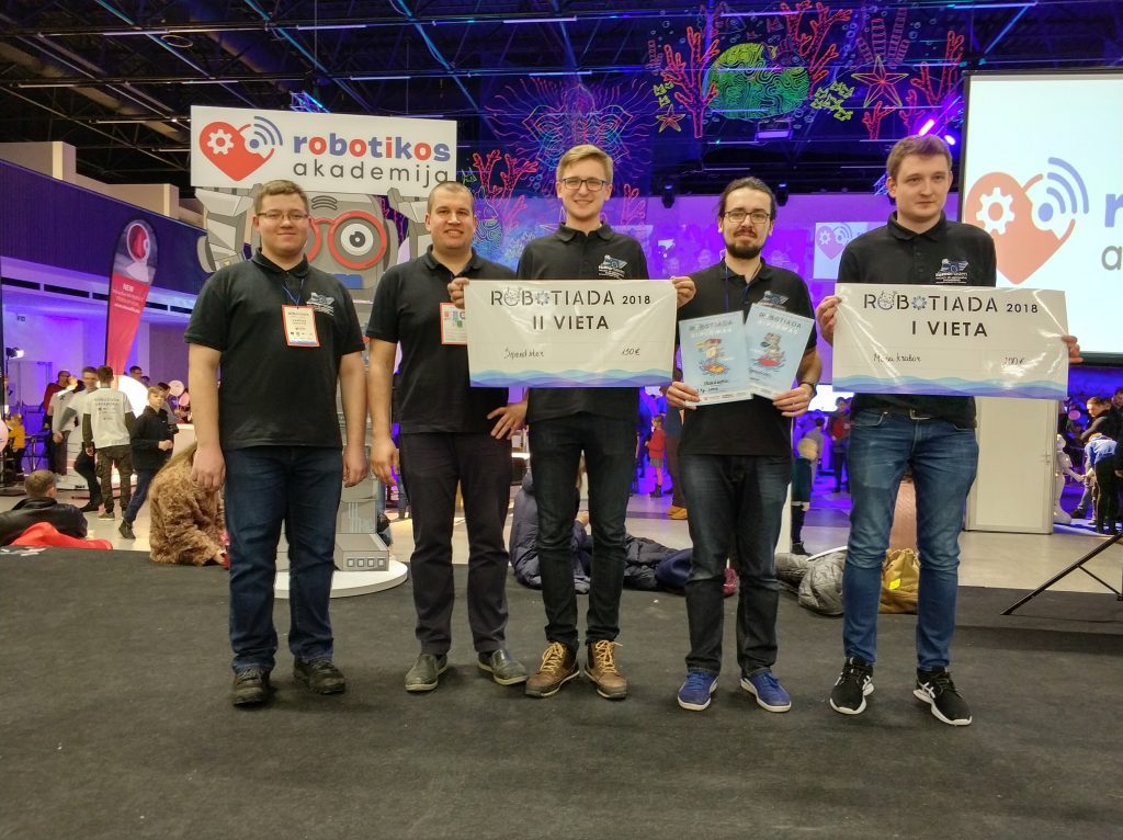Drużyna SumoMasters na zawodach w Wilnie.