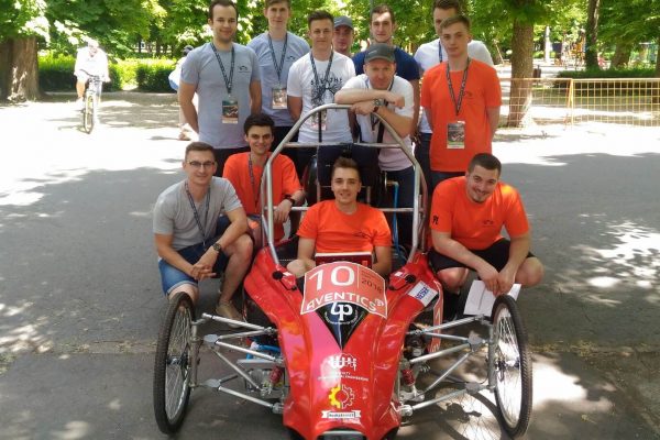 Reprezentanci Wydziału Mechanicznego na International Aventics Pneumobile Competition 2018