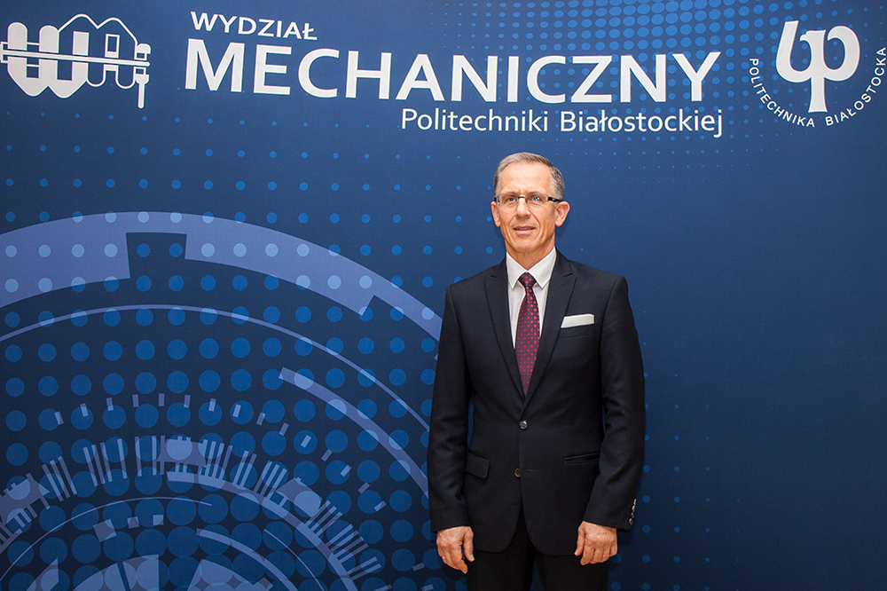 dr hab. Zbigniew Oksiuta, prof. PB