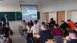 Spotkanie studentów WMPB z przedstawicielem firmy Fluence