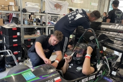 Studenci Cerber Motorsport z bolidem na zawodach Formula Student Austria 2025
