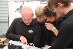 Studenci na zawodach Formula Student Poland 2023
