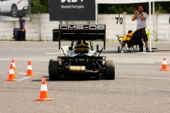 students with the CMS-08 car at FS Czech Republic