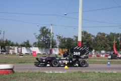 Bolid CMS-08 oraz studenci na zawodach FS Romania