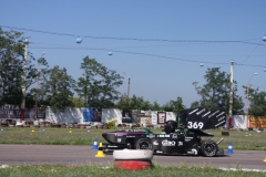 Bolid CMS-08 oraz studenci na zawodach FS Romania