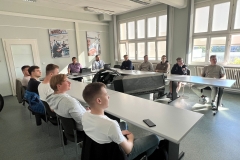 Studenci na wizycie studyjnej w  Instytucie  Konstrukcji Lekkich i Technologii Tworzyw Sztucznych (ILK) Politechniki Drezdeńskiej 