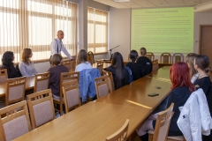 9.11.2023. Wizyta uczniów z Akademickiego Liceum Ogólnokształcącego Politechniki Białostockiej na Wydziale Mechanicznym Pawel-Nowik-1