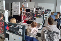 9.11.2023. Wizyta uczniów z Akademickiego Liceum Ogólnokształcącego Politechniki Białostockiej na Wydziale Mechanicznym Pawel-Nowik-1